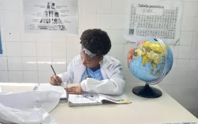 Centro Educativo João Paulo II inaugura novo Laboratório de Ciências e amplia experiências práticas de aprendizagem